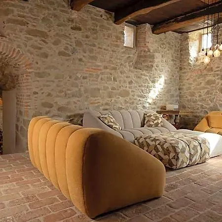 Palazzo Serre - Natura & Piscina 4* San Leo