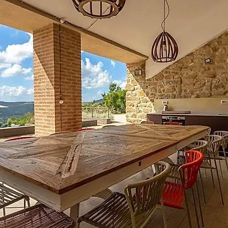 Palazzo Serre - Natura & Piscina Hotel 4*