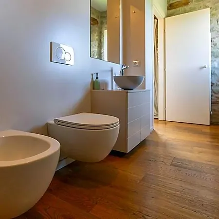 Palazzo Serre - Natura & Piscina 4*