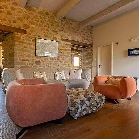 Palazzo Serre - Natura & Piscina 4*