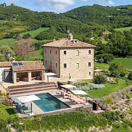 Palazzo Serre - Natura & Piscina Hotel 4*