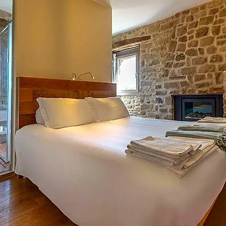 Palazzo Serre - Natura & Piscina 4* San Leo